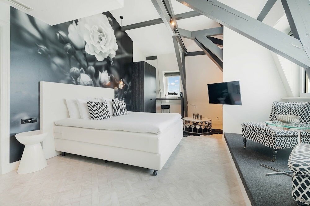 Фото Hotel Maassluis