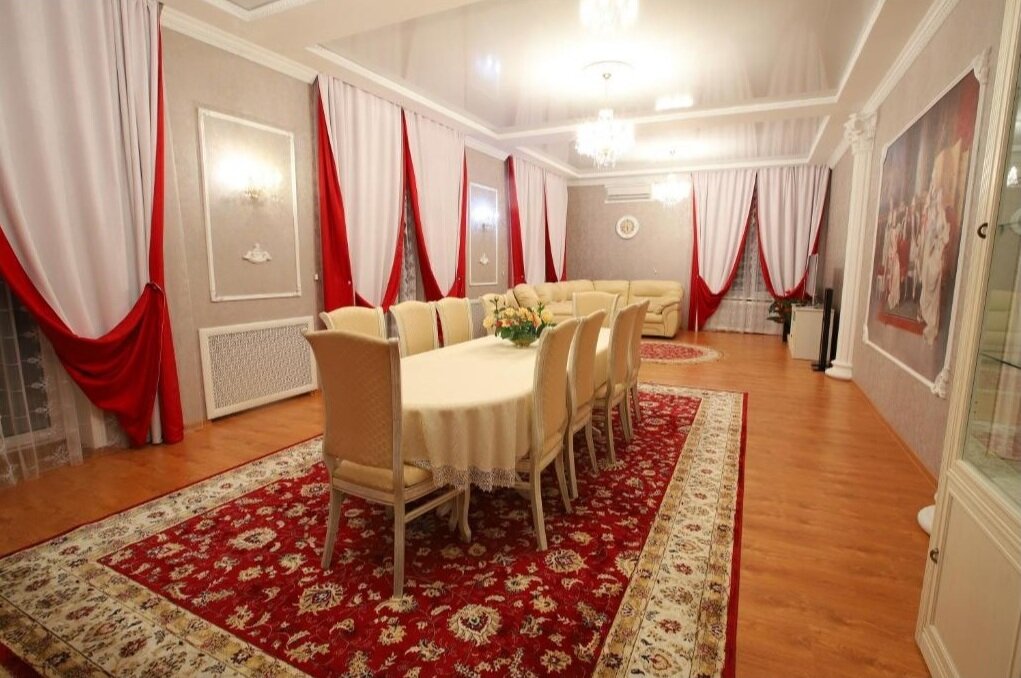 Фото Городская усадьба