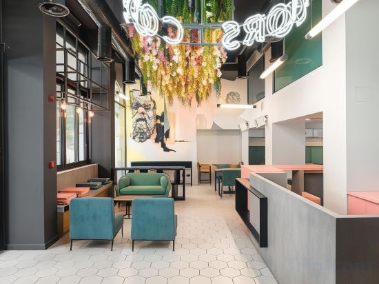 Фото Colors Hotel Athens