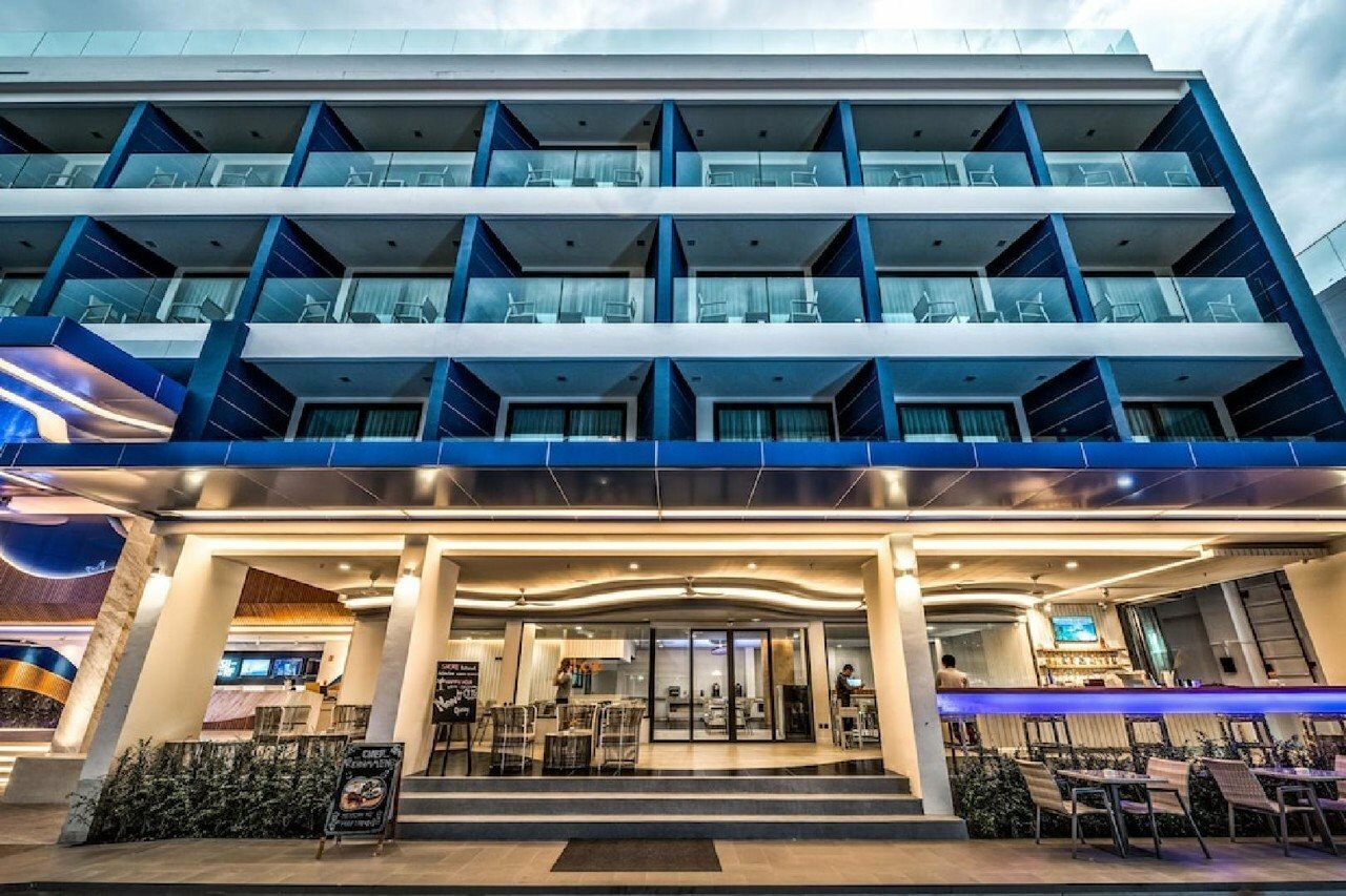 Фото Hotel Clover Patong Phuket