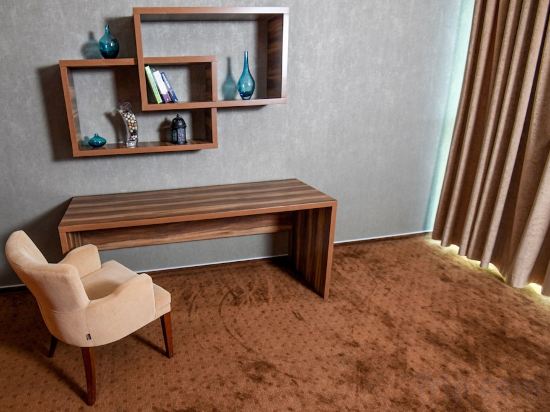 Фото Avenue Hotel