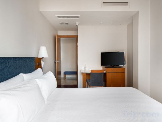 Фото Nh Castellón Mindoro Hotel