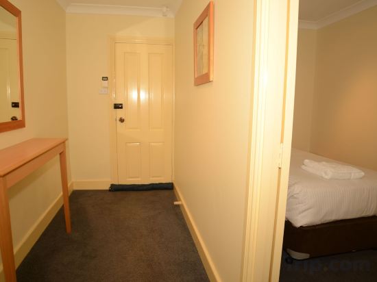 Фото Heritage Inn Bathurst