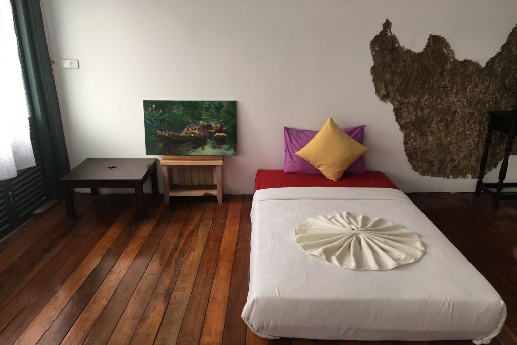 Фото At Rimnam Chan Hostel