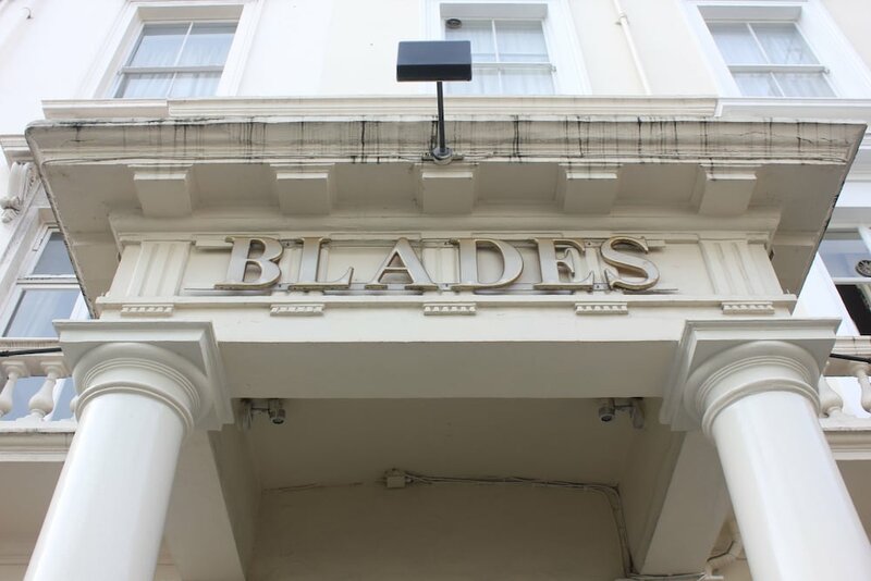 Blades Hotel