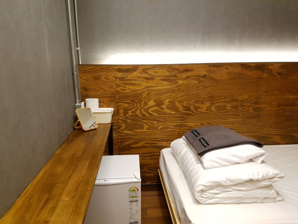 Фото Travel Light Hostel