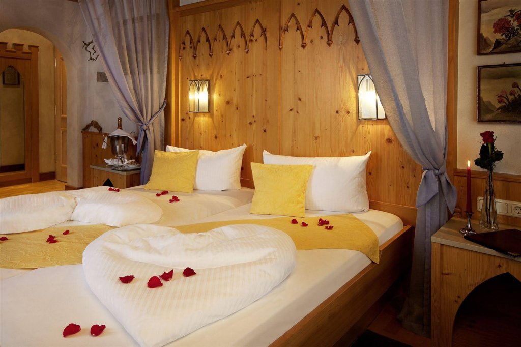 Фото Hotel Hirsch