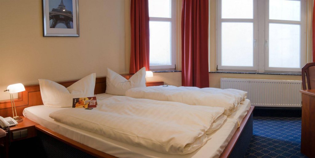 Фото Hotel Deutsches Haus Mittweida