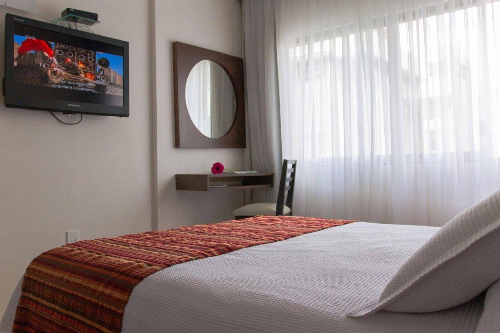 Фото отеля 3