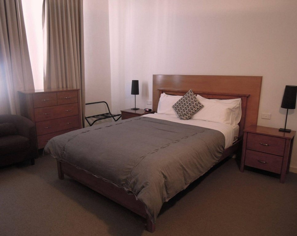 Фото Plough Hotel