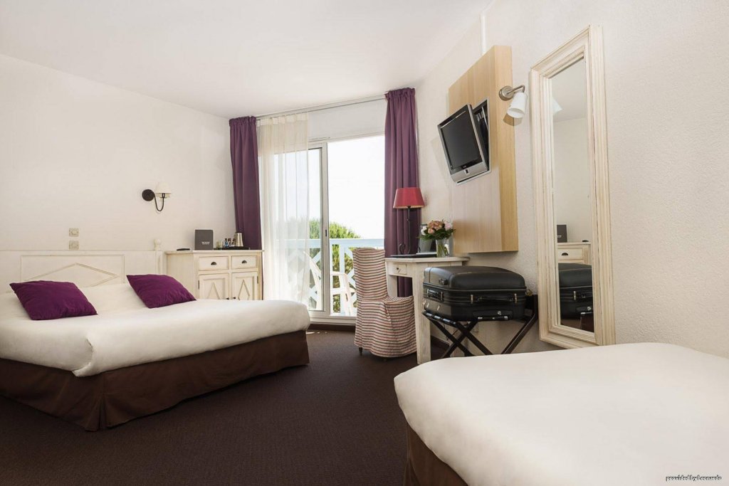 Фото отеля 3