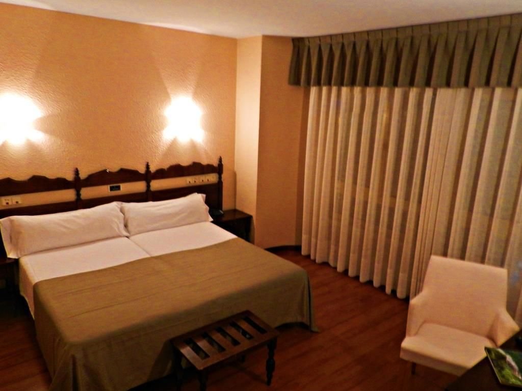 Фото Hotel Agüera