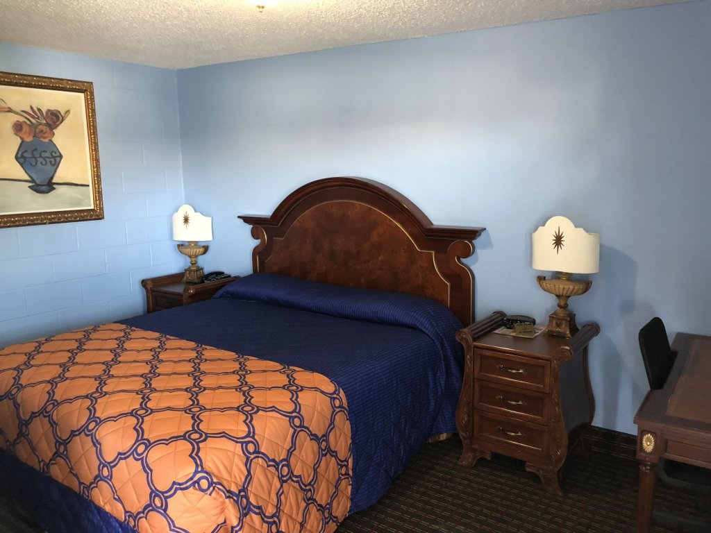 Фото A Fisher's Inn Motel