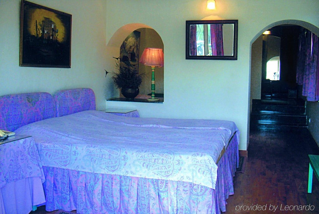 Фото WelcomHeritage Connaught House