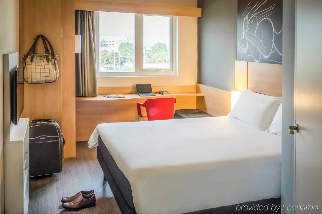 Фото отеля 4