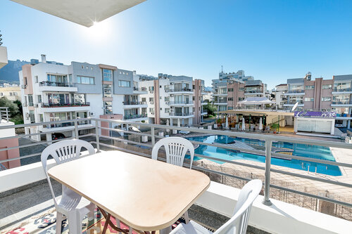 Гостиница Rix Apartments в Кирении
