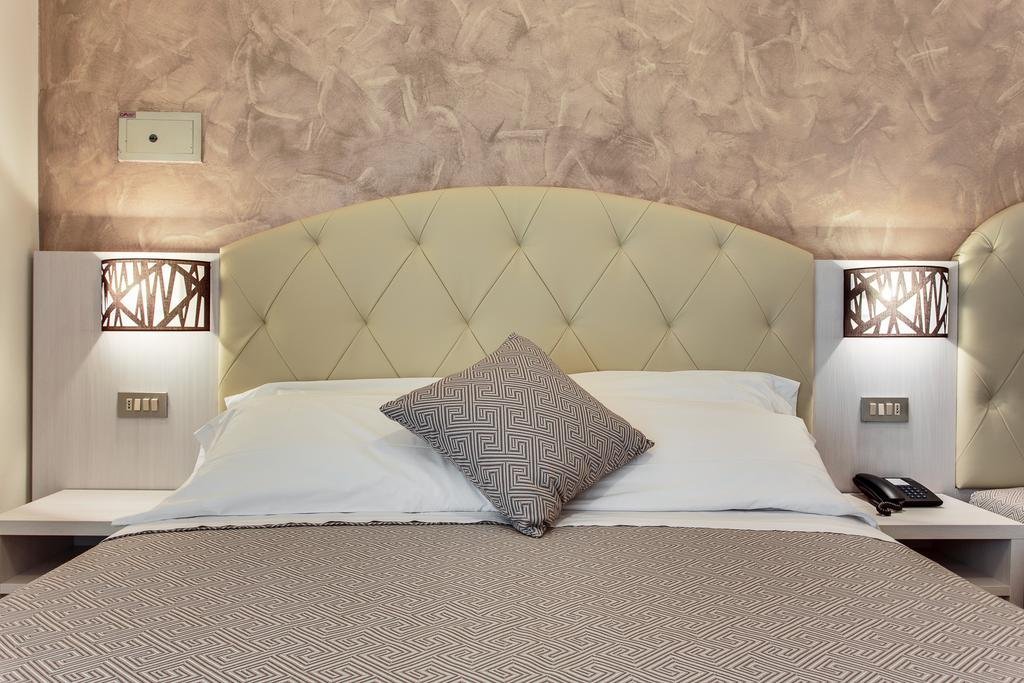 Фото Hotel Dolce Vita Cesenatico