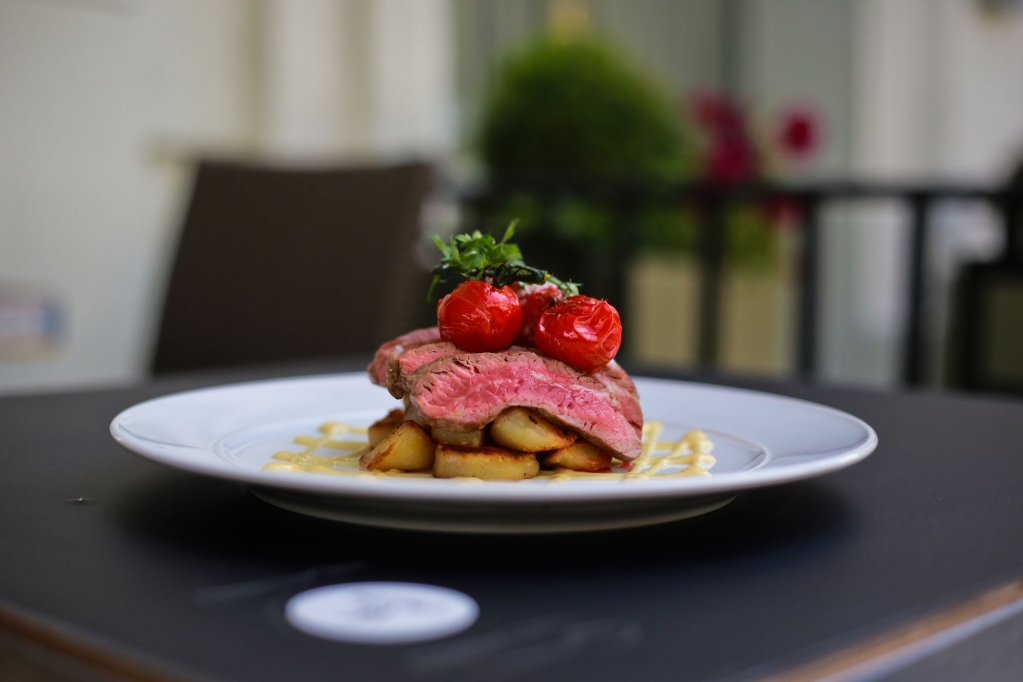 Фото James Hotel & Apartments