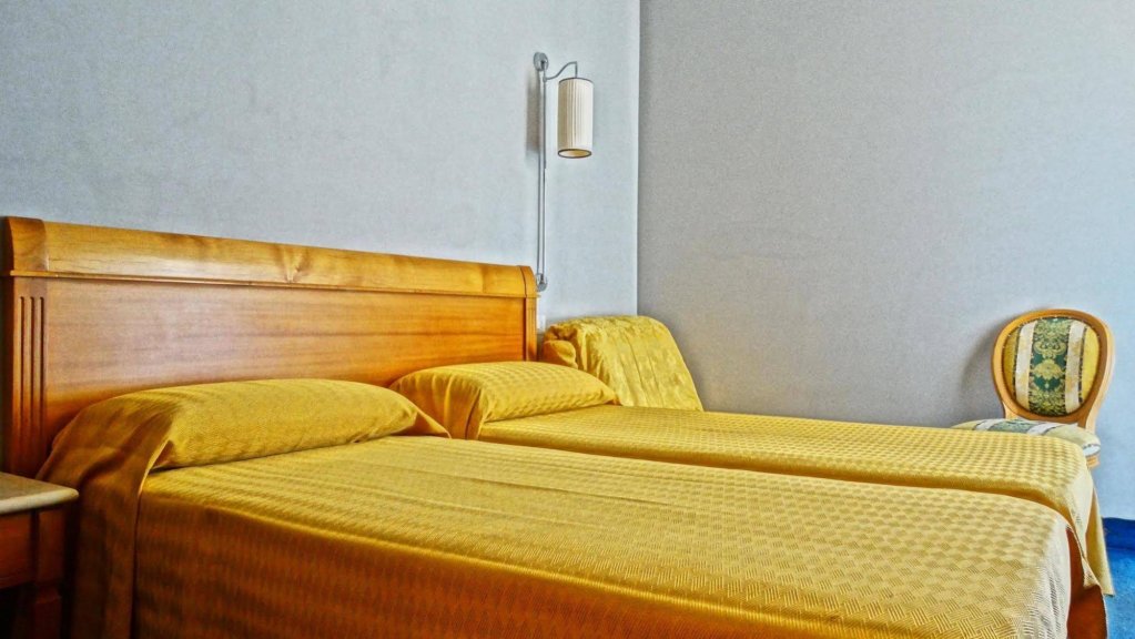 Фото Hotel dei Quiriti Suite