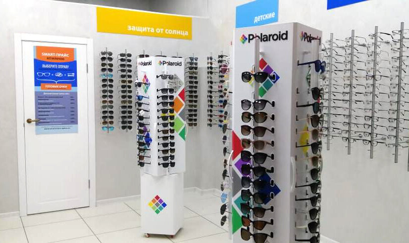 Opticial store Polaroid, Surgut, photo