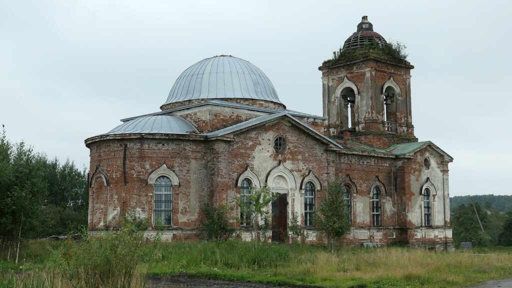 Православный храм Церковь Николая Чудотворца в Пие, Свердловская область, фото