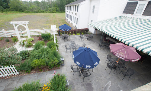 Внешний вид отеля The Litchfield Inn в Литчфилде, фото 5