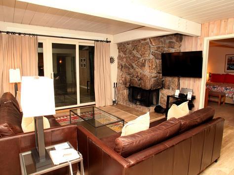 Фото Lift One Condominiums