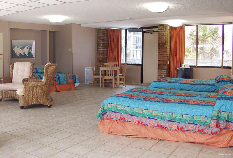 Фото Commodore on the Beach