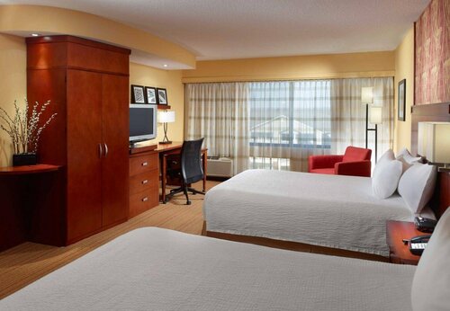 Гостиница Courtyard by Marriott Clarksville