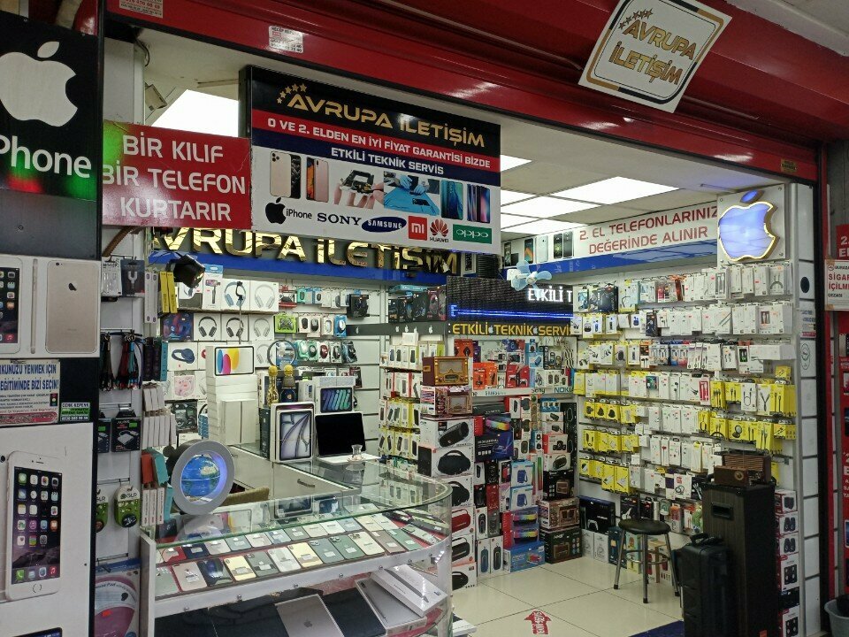 Mobile phone store Avrupa İletişim, Istanbul, photo