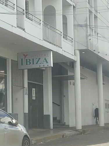 Хостел Hostal Ibiza в Санта-Крус-де-ла-Сьерра