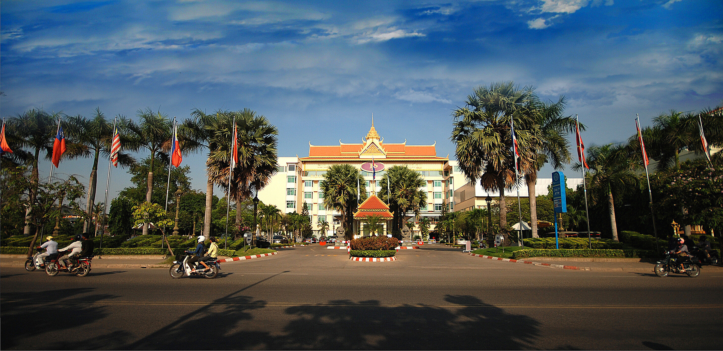 Фото Phnom Penh Hotel