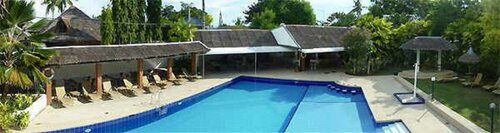 Гостиница Marcosas Cottage Resort