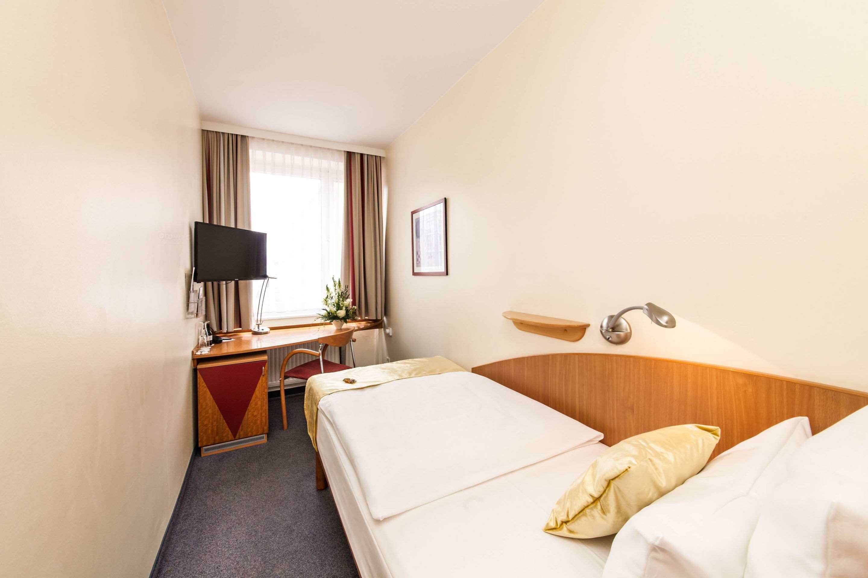 Фото Novum Hotel Ambassador