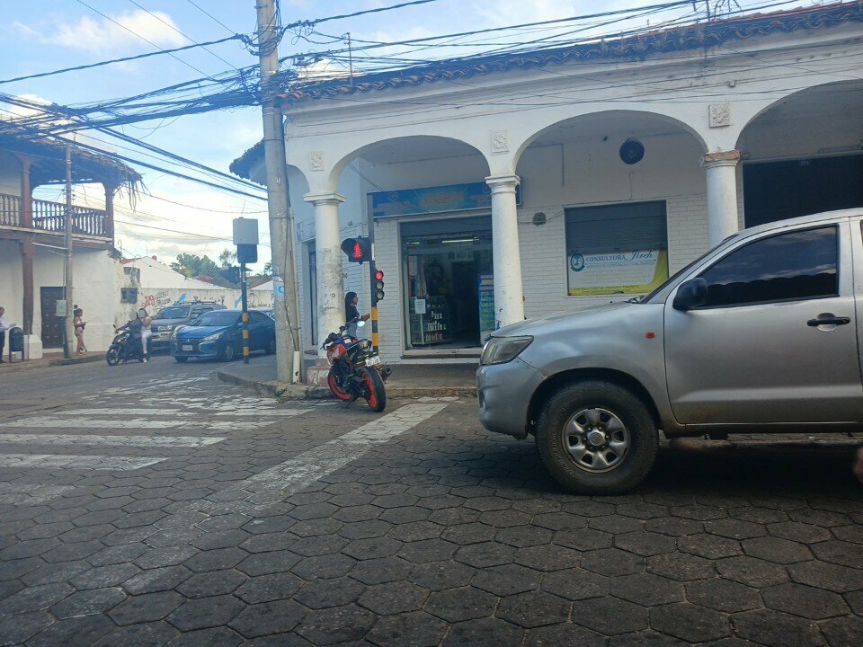 Outerwear shop Jireh Consultora De Servicios Contables, Santa Cruz de la Sierra, photo