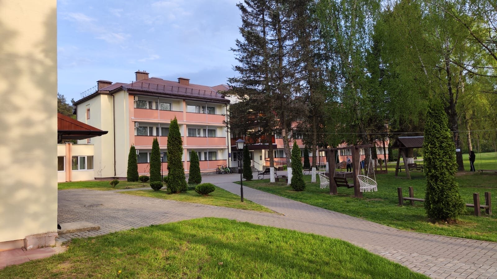 Фото отеля 1