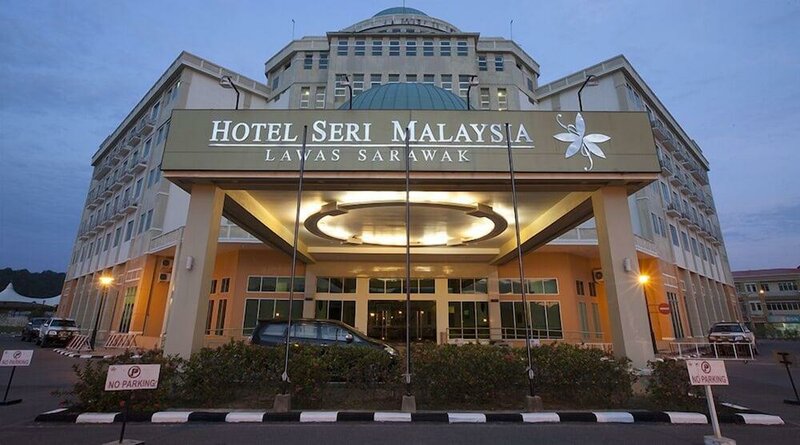 Гостиница Hotel Seri Malaysia Lawas