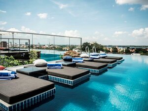 Гостиница Aquarius Hotel & Urban Resort Phnom Penh