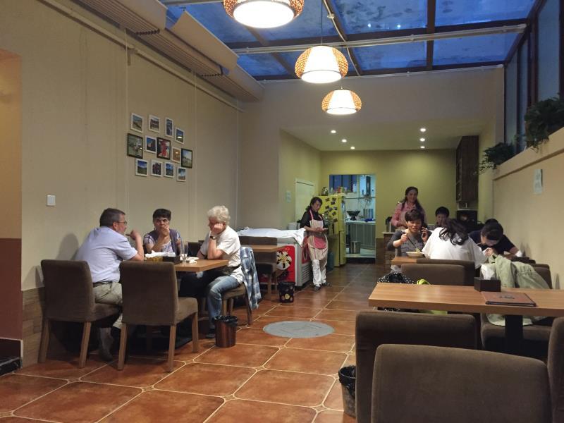 Фото Holly's Hostel Chengdu