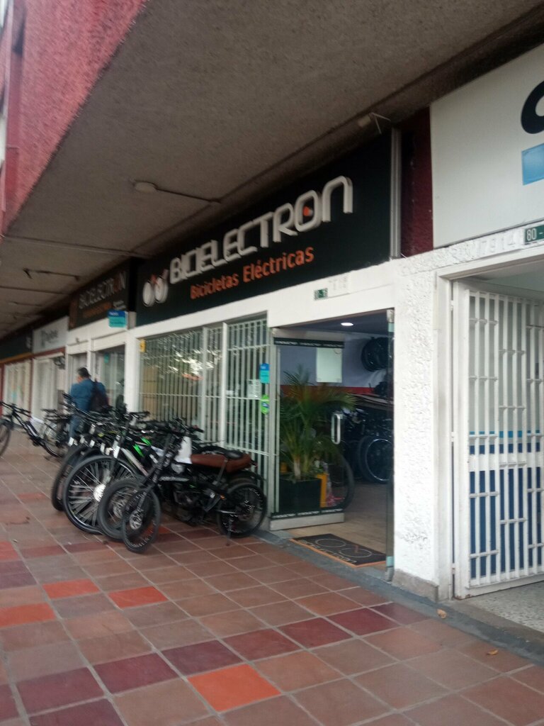 Bicycle shop Bicielectron, Bogota, photo