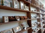 Local souvenirs (selo Kamenka, Shkolnaya ulitsa, 21), gift and souvenir shop