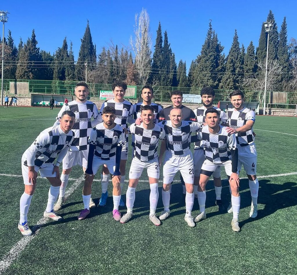 Mosque Sandal Neighborhood New Mosque, Kula, photo