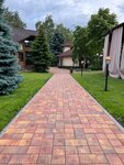 Donshtain (Turkestanskaya Street, 1) ، رصف البلاط