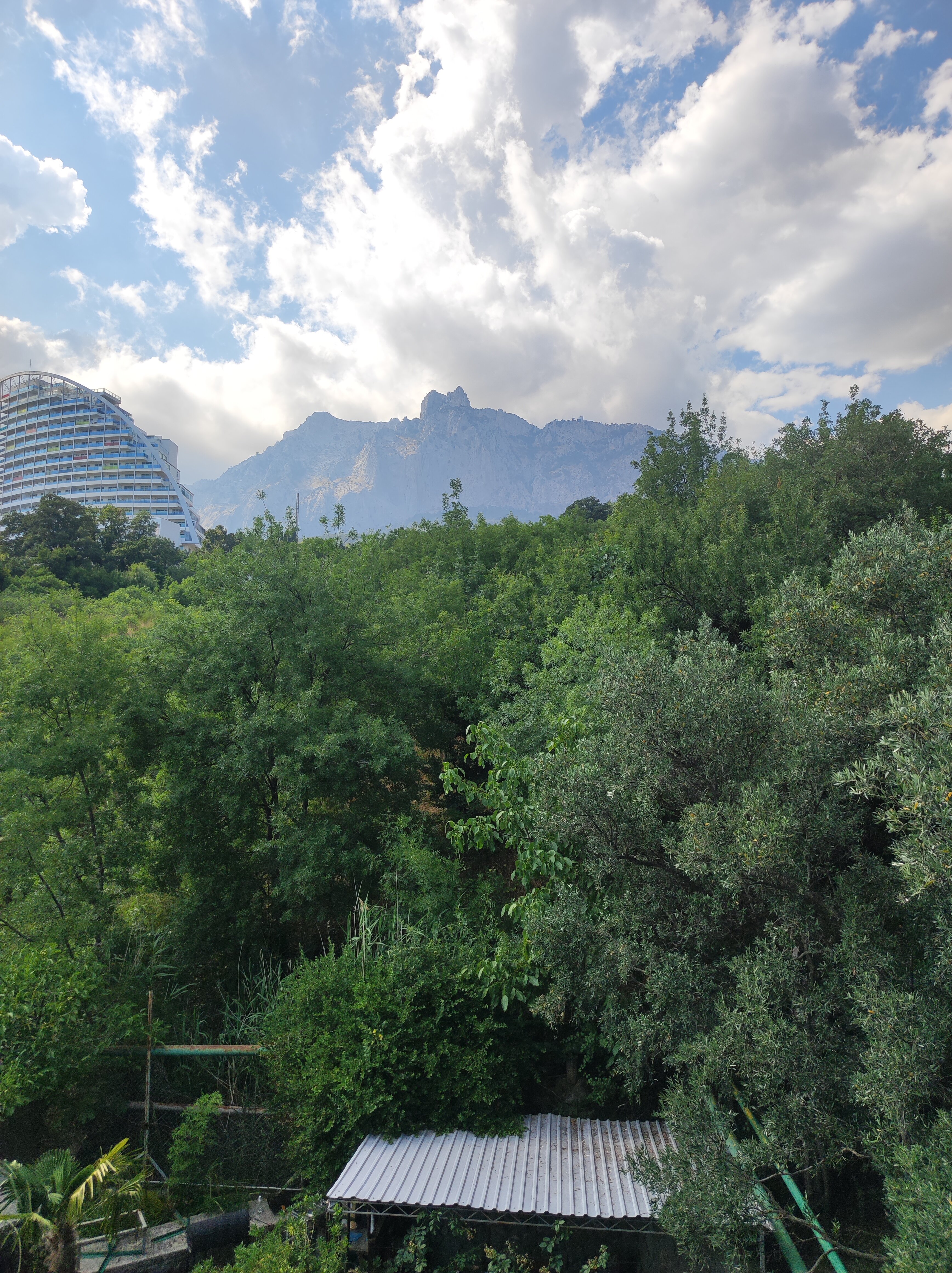 Фото Бригантина