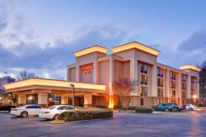 Гостиница Hampton Inn Memphis-Poplar в Мемфисе