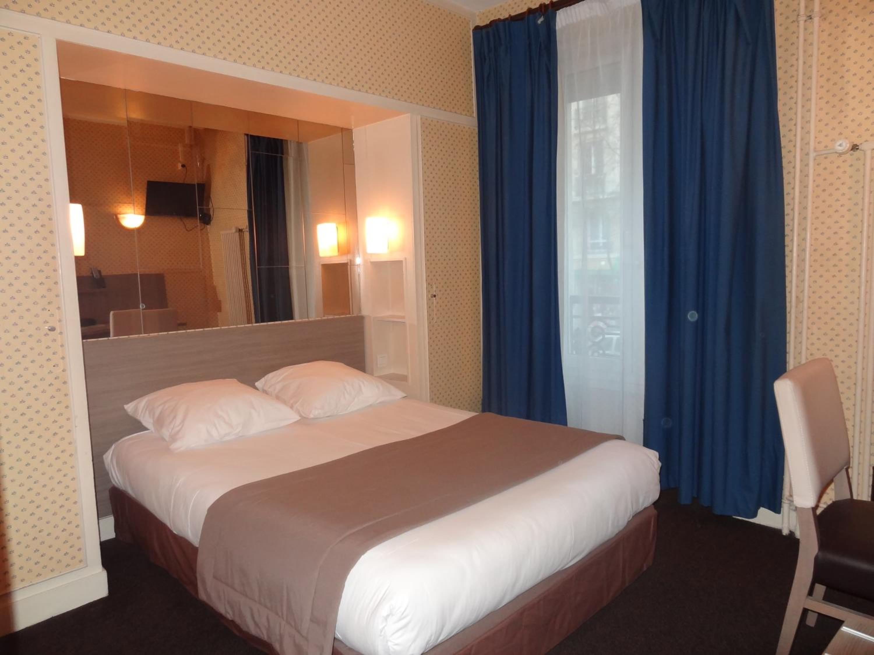 Фото Hotel Eiffel Kensington