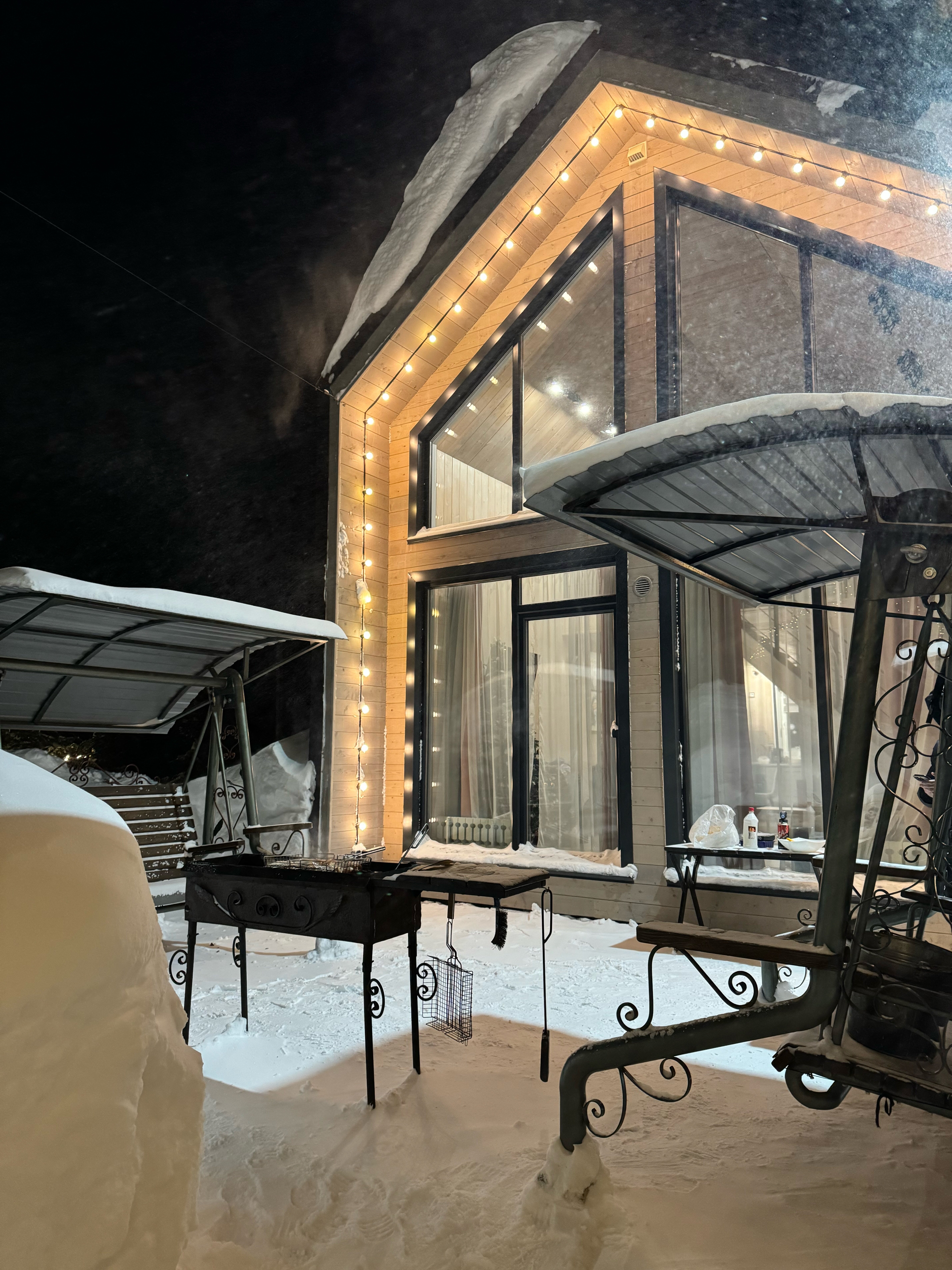 Фото Fox House Sheregesh