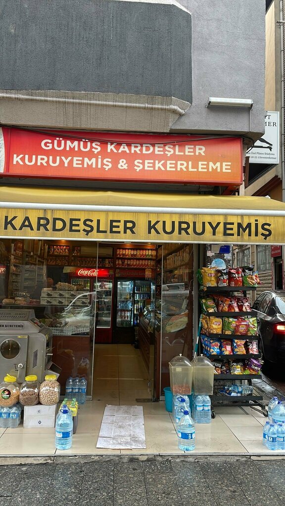 Nuts, snacks, dried fruits Silver Brothers Nuts, Istanbul, photo