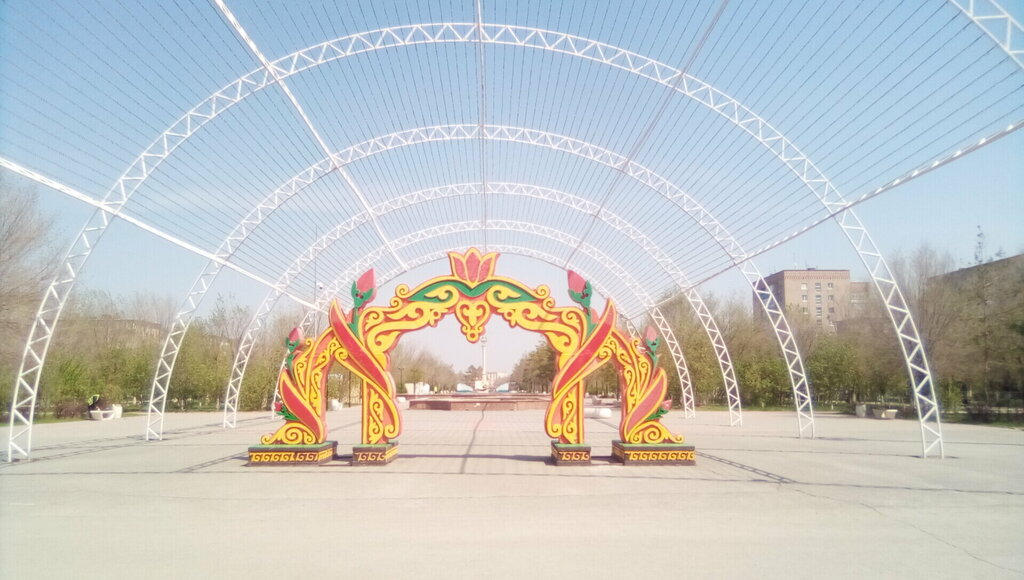 Достопримечательность Арочный LED-экран, Актобе, фото
