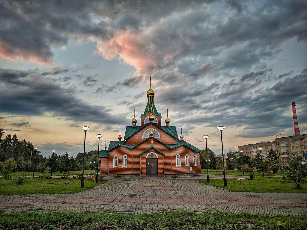 Iglesia ortodoxa Church Vsekh Svyatykh Sibirskikh V Anzhero-Sudzhenske, , foto
